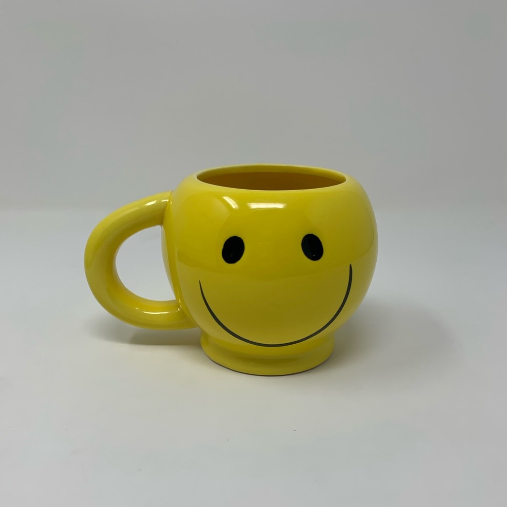 Happy Face Yellow Mug